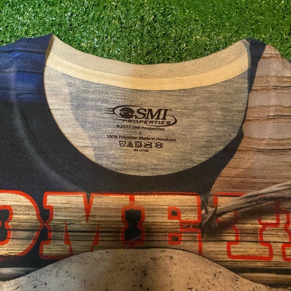 Texas Motor Speedway Flag Longhorn Skull Rattlesnake AOP Tee L/g - Picture 3 of 5